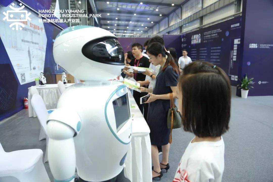 人工智能开展有“虚火, 行业大咖泼“冷水” 人工智能开展有“虚火, 行业大咖泼“冷水”